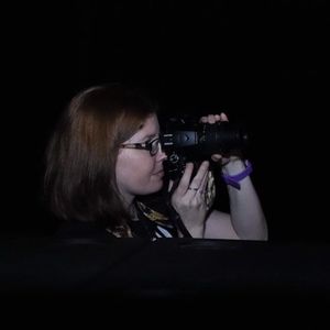 Meet your Posher, Loni